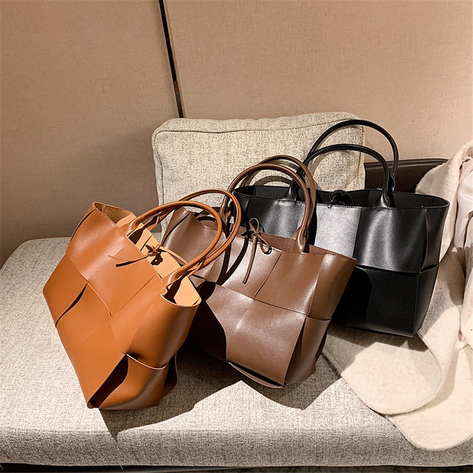 Medium Strap Bag Zaira