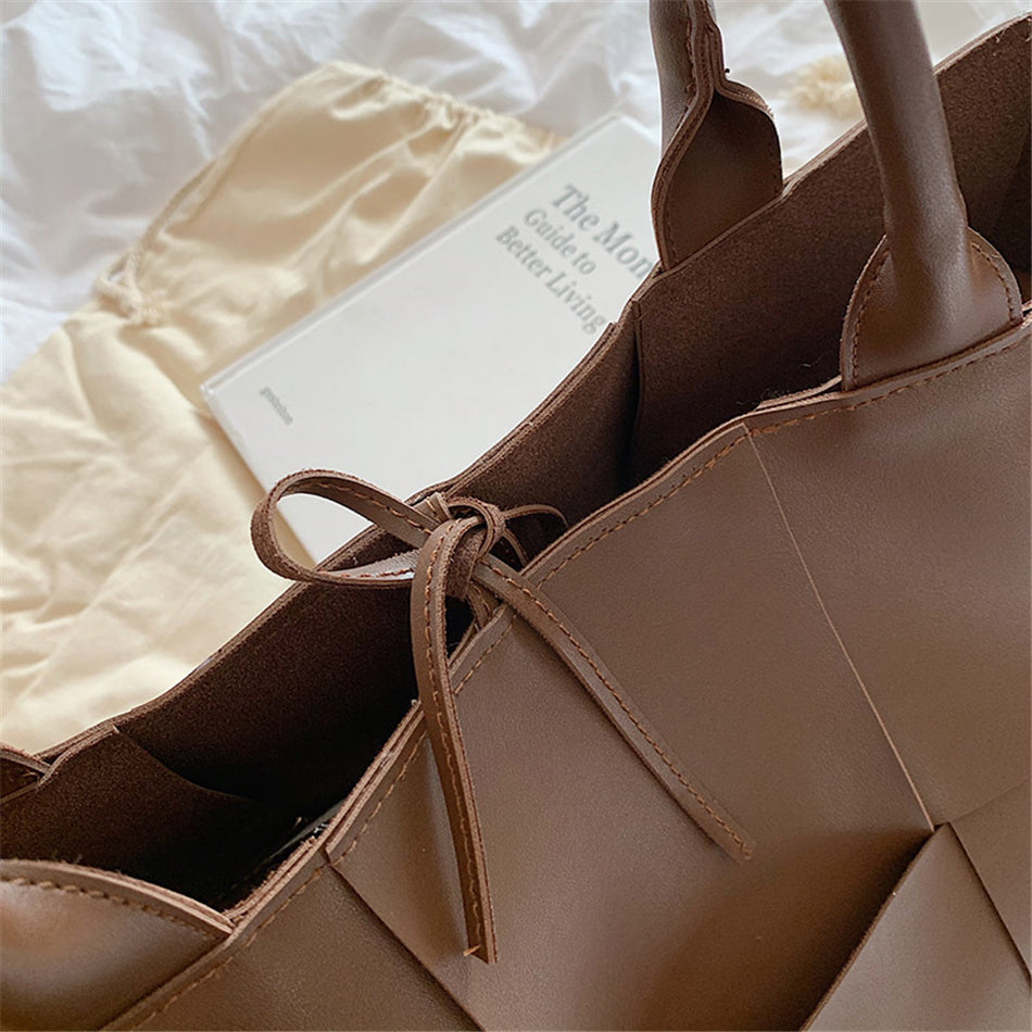 Medium Strap Bag Zaira