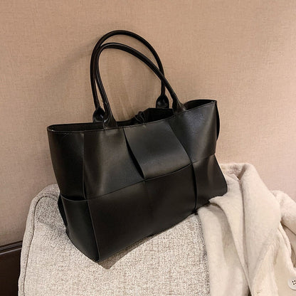 Medium Strap Bag Zaira