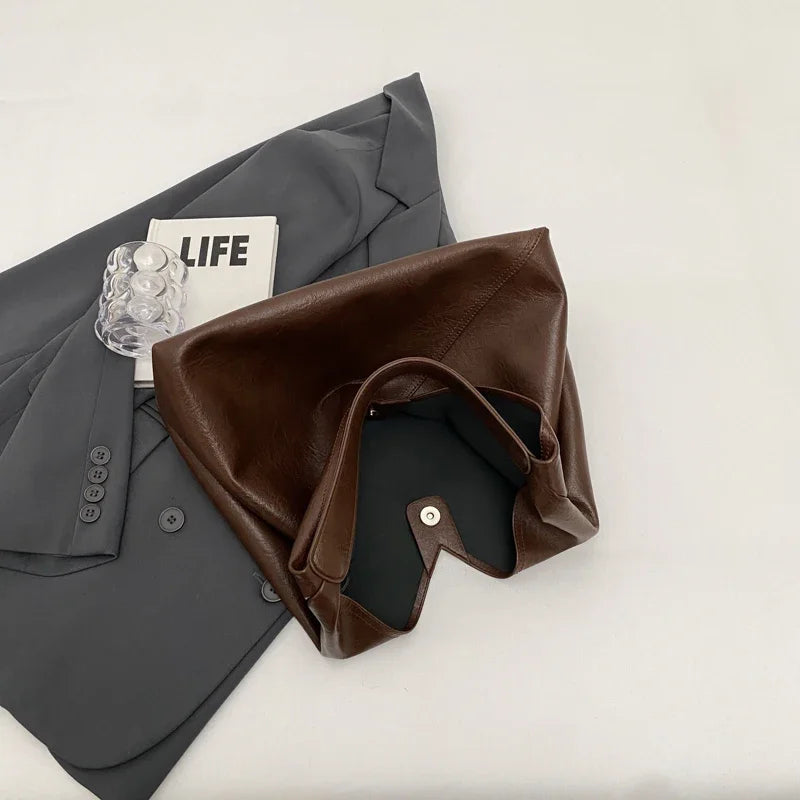 Handbag in Genuine Leather - Lunea