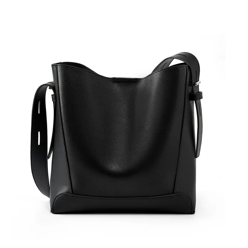 Genuine Leather Women's Handbag - Penélope