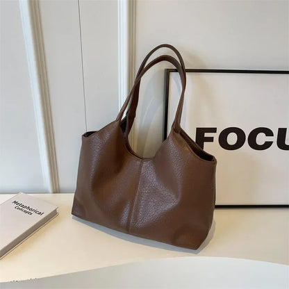 Handbag in Genuine Leather - Monica