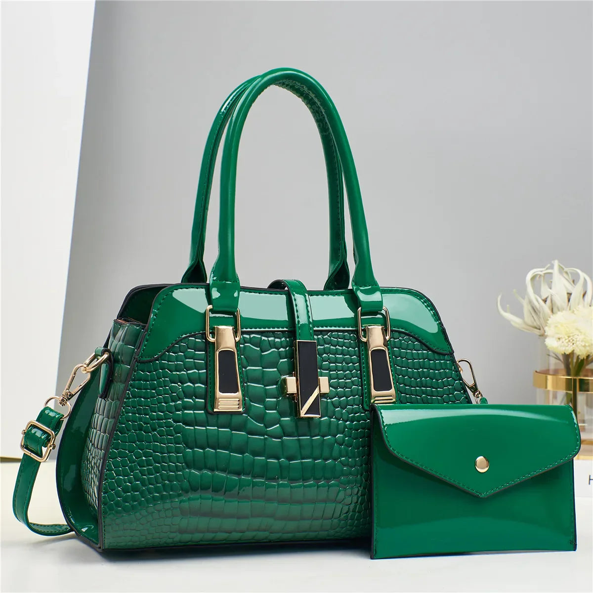Handbag and Wallet Set in Genuine Leather - Vian