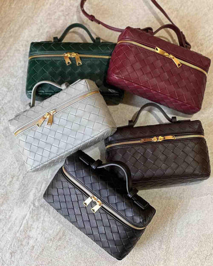 Small Woven Tote Bag Bellatrix