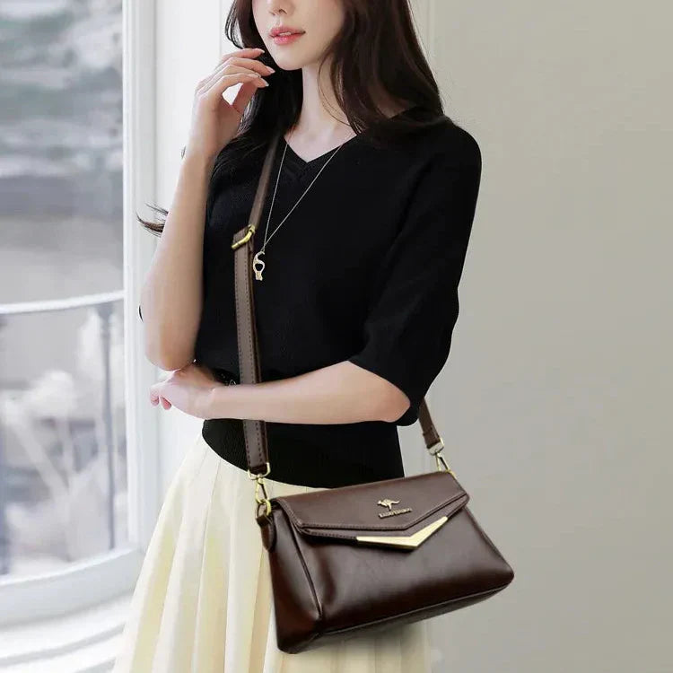 Handbag in Genuine Leather - Lona